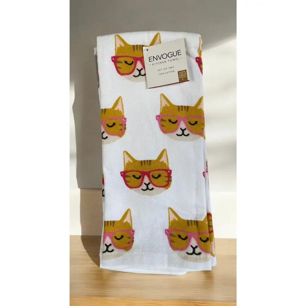 NWT En Vogue Grey & Orange Tabby Cat Cats in Pink Glasses 2 Kitchen Towel Set